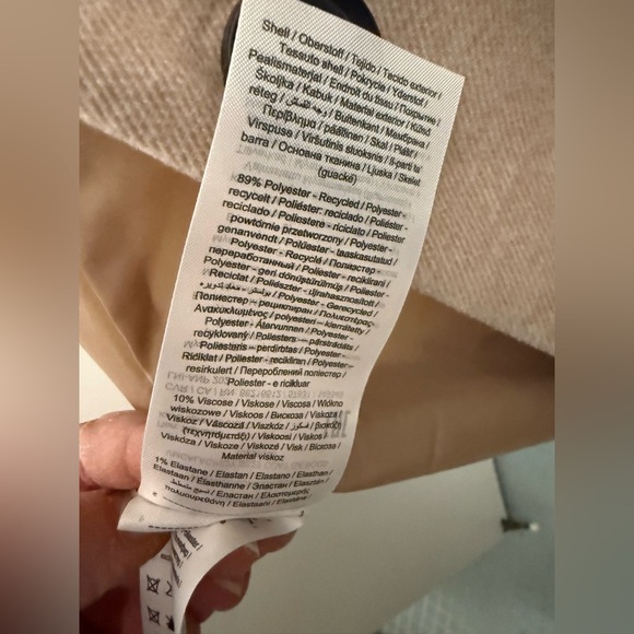 🆕 Vero Moda | Elegant Sand Women's Long Coat with Buttons and Pockets - Picture 8 of 12